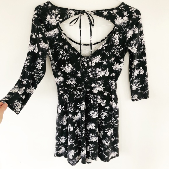 AEO Floral Skater Dress - Picture 2 of 5